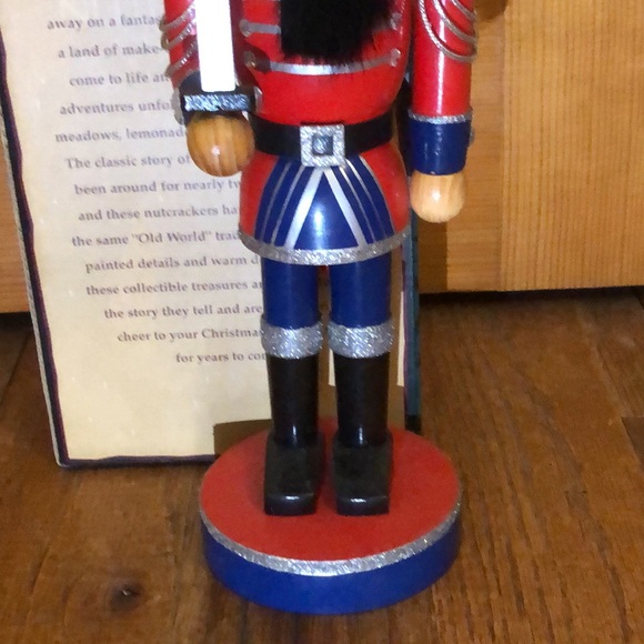 Nutcracker Village Herr Drosselmeyer Soldier Holiday - Picture 3 of 4